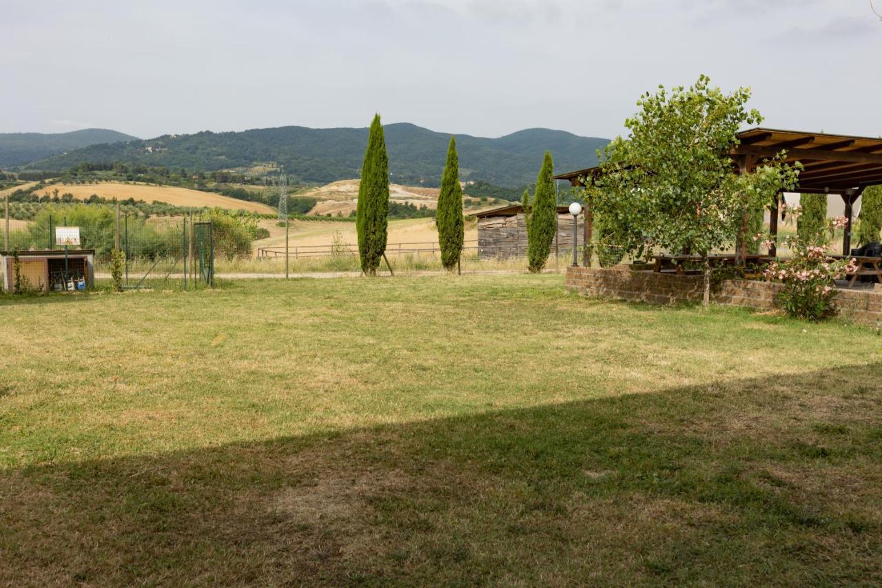 Agriturismo La Valle Della Lavanda - Podere Mezzastrada Fauglia Exterior foto